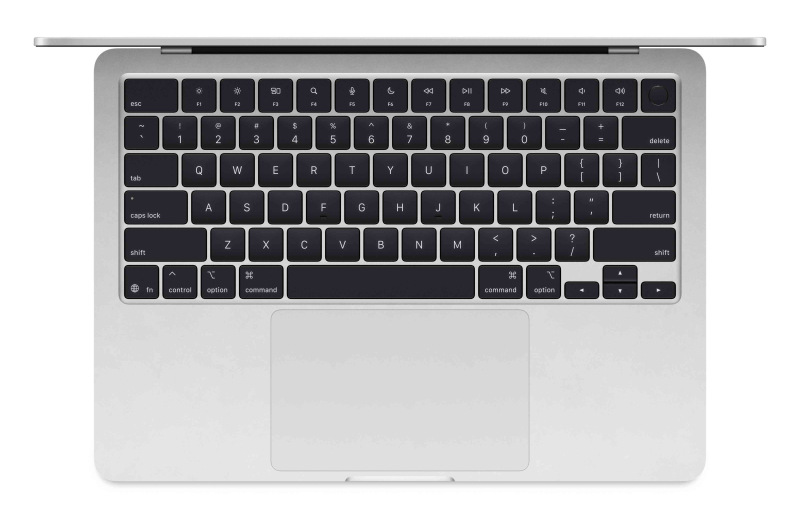 MacBook Air 15 M5 — клавиатура и трекпад